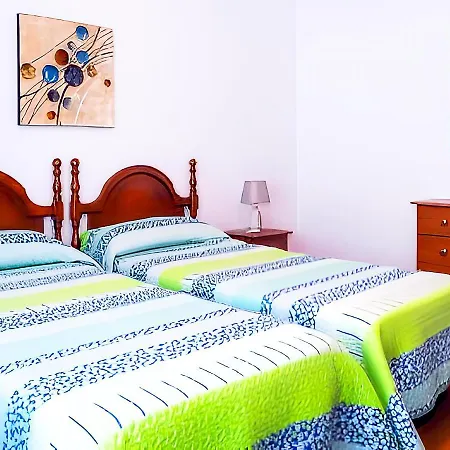 Apartment Garaje & Aire & Wifi & Solo Familias Y Parejas *