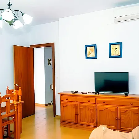 Garaje & Aire & Wifi & Solo Familias Y Parejas