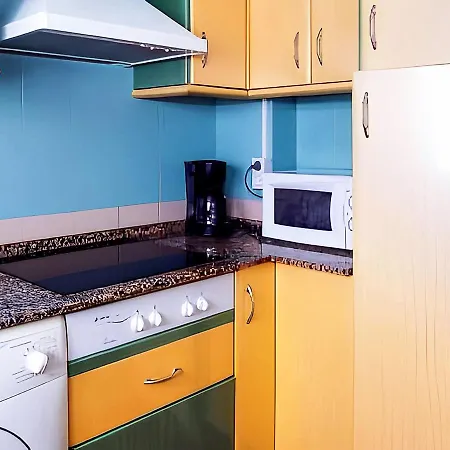 Apartment Garaje & Aire & Wifi & Solo Familias Y Parejas *